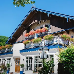 Hotel Bruckmühle, Valley